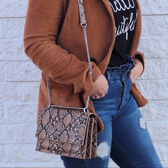 💕Last 1💕Snake Print Purse❤️HP❤️ - Picture 2 of 8